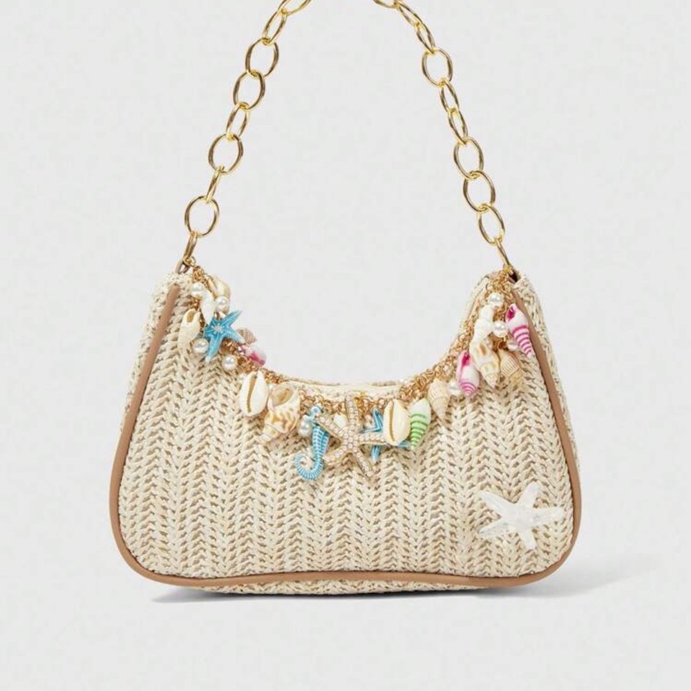 Chic Cream Woven Handbag with Gold Chain